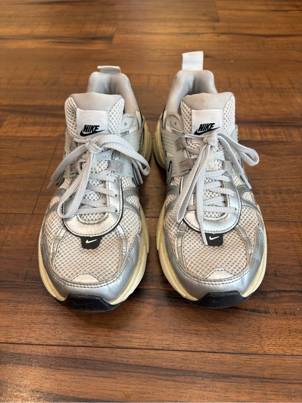 Nike V2K Run Summit White Metallic Silver Women's Running Shoes Size 8